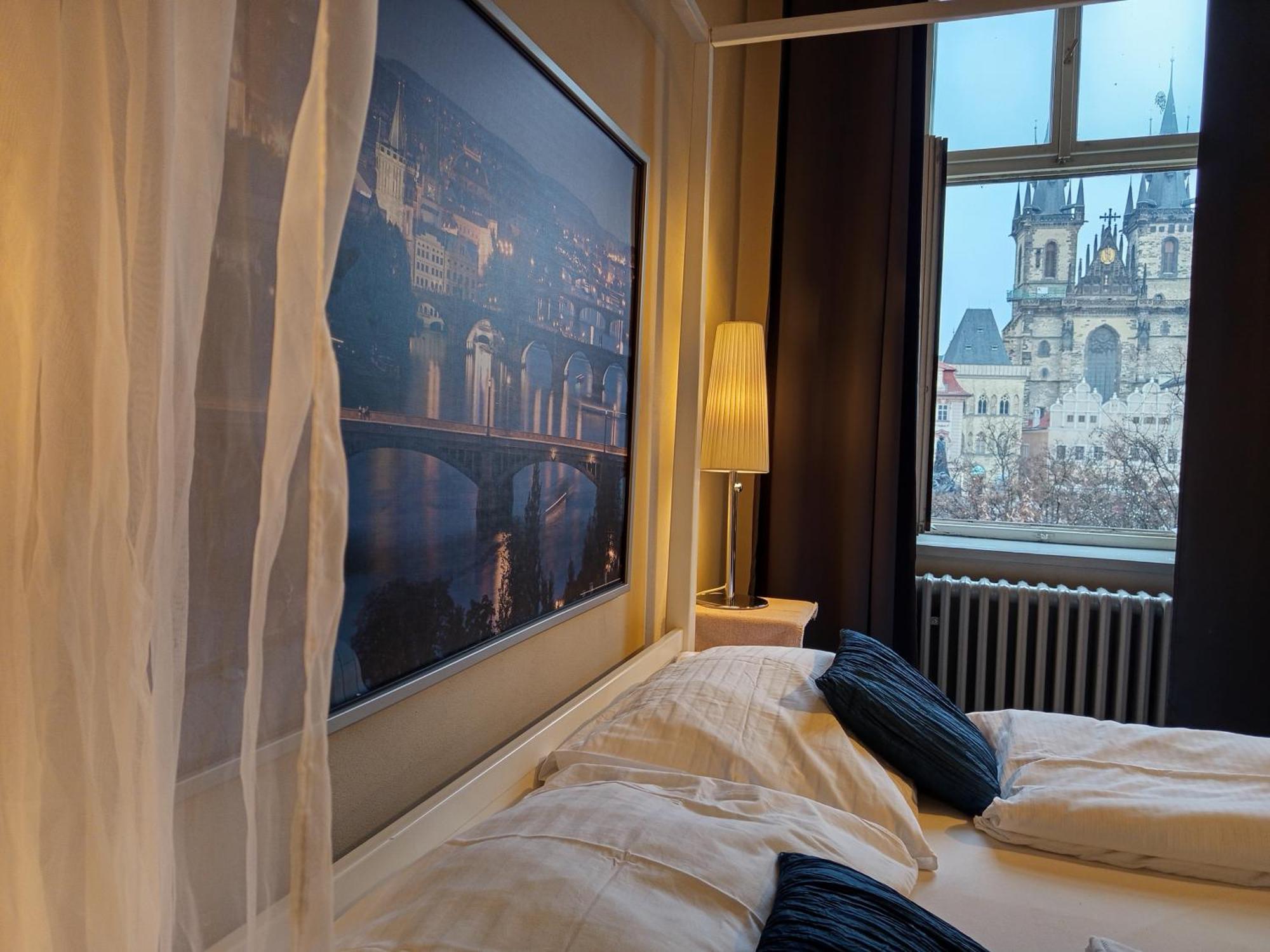 Romantic * Prague